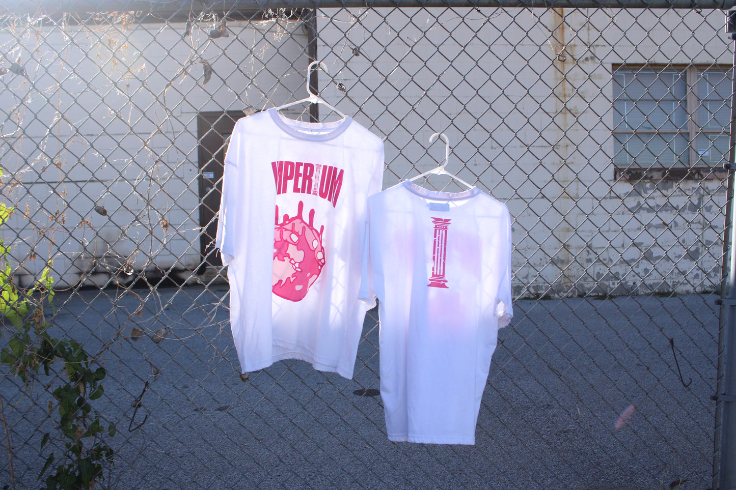 PINK WRLD T SHIRT